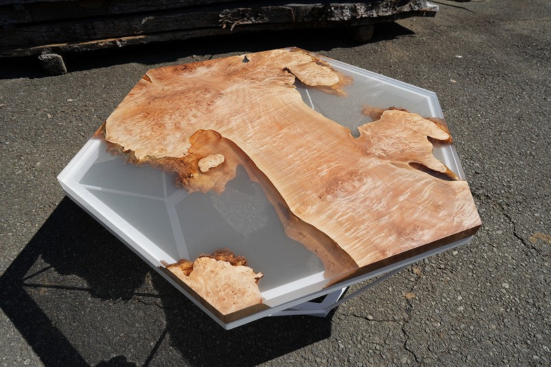 Poplar resin coffee table