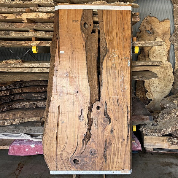 屋久杉一枚板　レジンテーブル